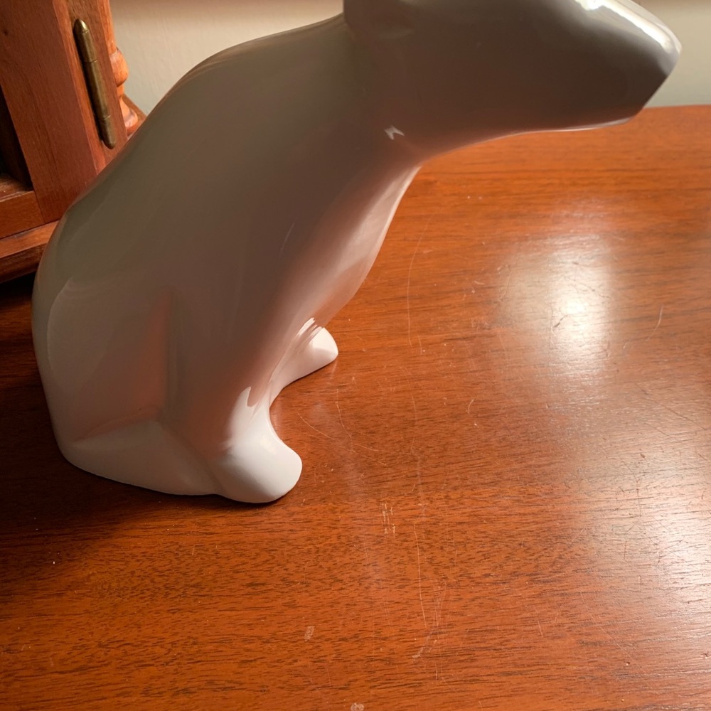 Large White Porcelain Bear - Picture 5 of 6